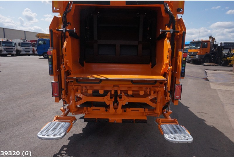 FUSO Canter 9C18 Geesink 7m³ - Боклукчийска кола: снимка 4 FUSO Canter 9C18 Geesink 7m³ - Боклукчийска кола: снимка 4