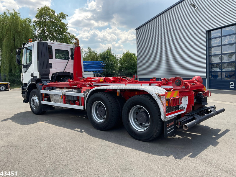 Iveco AD260T 6x4 Euro 6 AJK 20 haakarmsysteem - Мултилифт с кука камион: снимка 4 Iveco AD260T 6x4 Euro 6 AJK 20 haakarmsysteem - Мултилифт с кука камион: снимка 4