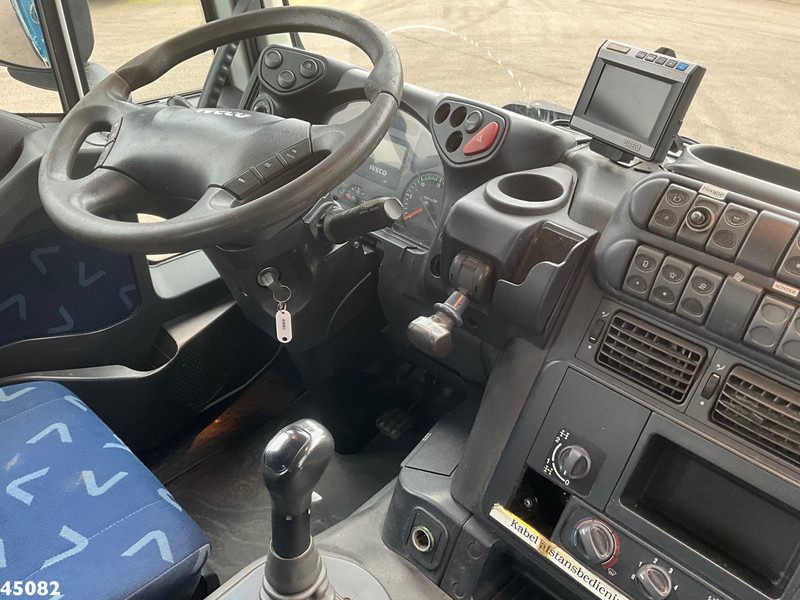 Камион с кран Iveco Trakker AD260T41 Euro 5 6x4 Full Steel Palfinger 36 Tm laadkraan Just 133.291 km!: снимка 14 Камион с кран Iveco Trakker AD260T41 Euro 5 6x4 Full Steel Palfinger 36 Tm laadkraan Just 133.291 km!: снимка 14