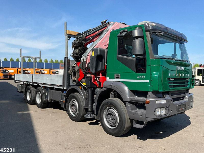 Камион с кран Iveco Trakker AD410T41 Fassi 80 Tonmeter laadkraan + Fly-Jib Just 80.441 Km!: снимка 9