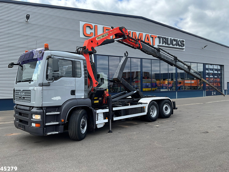 MAN TGA 26.360 6x2 Palfinger 21 Tonmeter laadkraan - Мултилифт с кука камион, Камион с кран: снимка 1 MAN TGA 26.360 6x2 Palfinger 21 Tonmeter laadkraan - Мултилифт с кука камион, Камион с кран: снимка 1