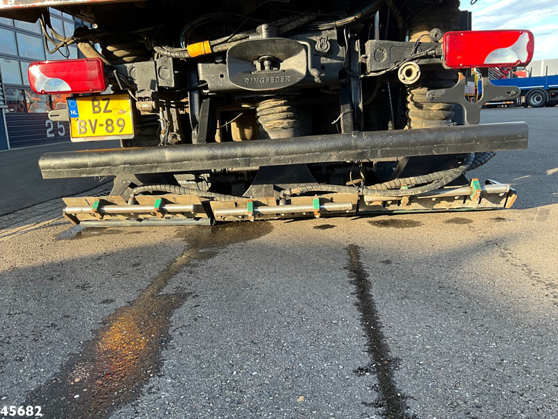 Мотометачна машина MAN TGS 18.320 Manual Gearbox Brock Wegdekreinger links en rechtsvegend!: снимка 10 Мотометачна машина MAN TGS 18.320 Manual Gearbox Brock Wegdekreinger links en rechtsvegend!: снимка 10