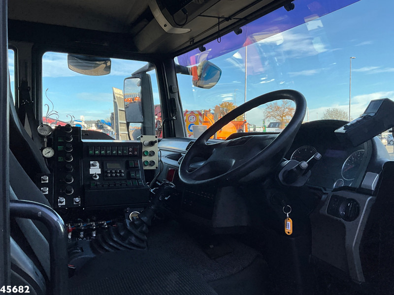 Мотометачна машина MAN TGS 18.320 Manual Gearbox Brock Wegdekreinger links en rechtsvegend!: снимка 18 Мотометачна машина MAN TGS 18.320 Manual Gearbox Brock Wegdekreinger links en rechtsvegend!: снимка 18