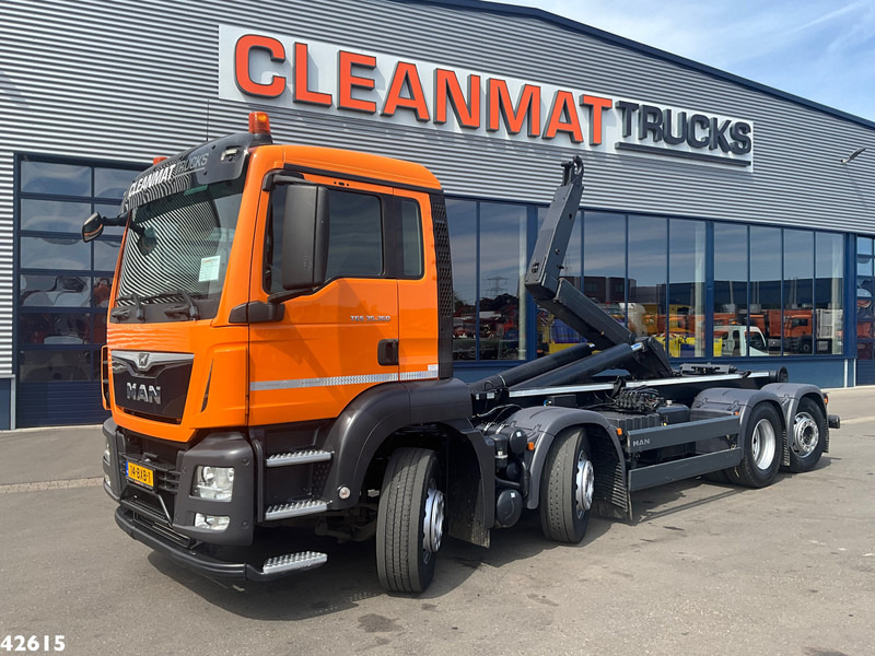 MAN TGS 35.360 8x2 Euro 6 VDL 30 Ton haakarmsysteem - Мултилифт с кука камион: снимка 1 MAN TGS 35.360 8x2 Euro 6 VDL 30 Ton haakarmsysteem - Мултилифт с кука камион: снимка 1