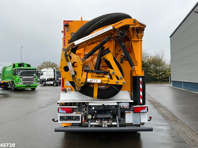 MAN TGS 35.500 8x4 Euro 6 MTS Saugbagger Just 40.559 km! - Каналопочистваща машина: снимка 3 MAN TGS 35.500 8x4 Euro 6 MTS Saugbagger Just 40.559 km! - Каналопочистваща машина: снимка 3