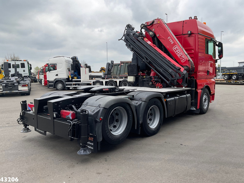 MAN TGX 28.440 Fassi 29 Tonmeter laadkraan - Камион с кран: снимка 4 MAN TGX 28.440 Fassi 29 Tonmeter laadkraan - Камион с кран: снимка 4
