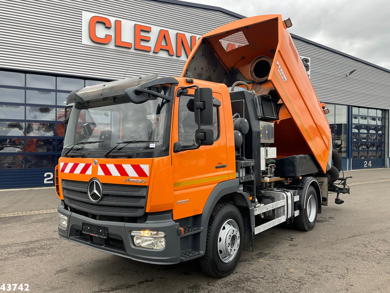 Mercedes-Benz ATEGO 1523 Faun VIAJET 6 R/HS Wegdekreiniger Just 14.776 km! - Мотометачна машина: снимка 3 Mercedes-Benz ATEGO 1523 Faun VIAJET 6 R/HS Wegdekreiniger Just 14.776 km! - Мотометачна машина: снимка 3