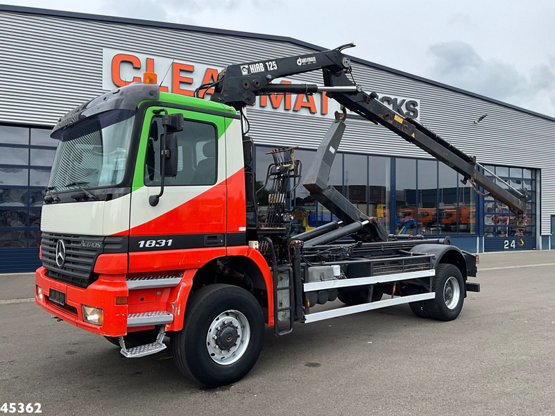 Mercedes-Benz Actros 1931 AK 4x4 Hiab 12 Tonmeter laadkraan - Мултилифт с кука камион, Камион с кран: снимка 1 Mercedes-Benz Actros 1931 AK 4x4 Hiab 12 Tonmeter laadkraan - Мултилифт с кука камион, Камион с кран: снимка 1