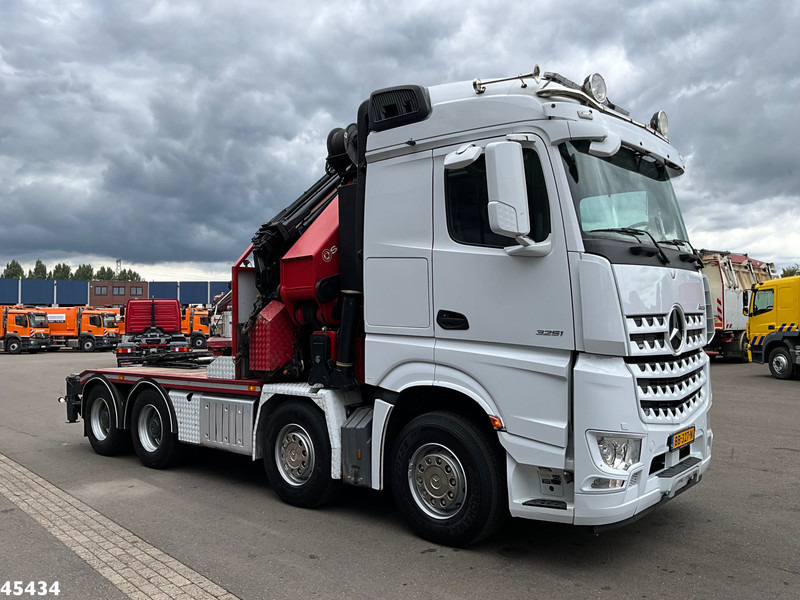 Mercedes-Benz Arocs 3251 8x4 Euro 6 Retarder HMF 85 Tonmeter laadkraan Fly-Jib - Камион с кран: снимка 4 Mercedes-Benz Arocs 3251 8x4 Euro 6 Retarder HMF 85 Tonmeter laadkraan Fly-Jib - Камион с кран: снимка 4