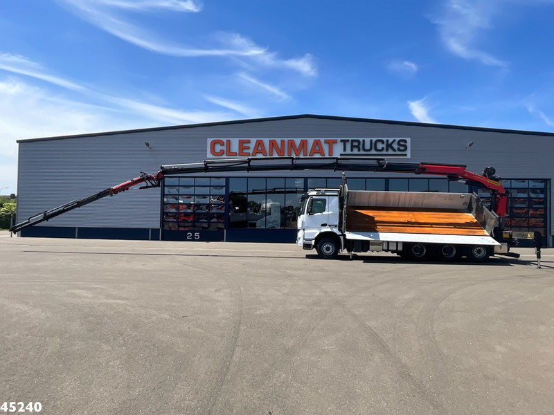 Mercedes-Benz Arocs 3251 8x4 Euro 6 Retarder Palfinger 34 Tonmeter laadkraan + Fly-Jib 2 zijdige kipper Just 146.766 km! - Самосвал камион, Камион с кран: снимка 1 Mercedes-Benz Arocs 3251 8x4 Euro 6 Retarder Palfinger 34 Tonmeter laadkraan + Fly-Jib 2 zijdige kipper Just 146.766 km! - Самосвал камион, Камион с кран: снимка 1