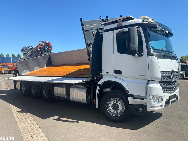 Mercedes-Benz Arocs 3251 8x4 Euro 6 Retarder Palfinger 34 Tonmeter laadkraan + Fly-Jib 2 zijdige kipper Just 146.766 km! - Самосвал камион, Камион с кран: снимка 5 Mercedes-Benz Arocs 3251 8x4 Euro 6 Retarder Palfinger 34 Tonmeter laadkraan + Fly-Jib 2 zijdige kipper Just 146.766 km! - Самосвал камион, Камион с кран: снимка 5