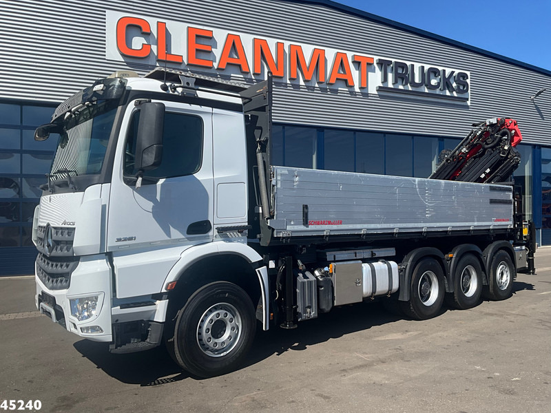 Mercedes-Benz Arocs 3251 8x4 Euro 6 Retarder Palfinger 34 Tonmeter laadkraan + Fly-Jib 2 zijdige kipper Just 146.766 km! - Самосвал камион, Камион с кран: снимка 3 Mercedes-Benz Arocs 3251 8x4 Euro 6 Retarder Palfinger 34 Tonmeter laadkraan + Fly-Jib 2 zijdige kipper Just 146.766 km! - Самосвал камион, Камион с кран: снимка 3