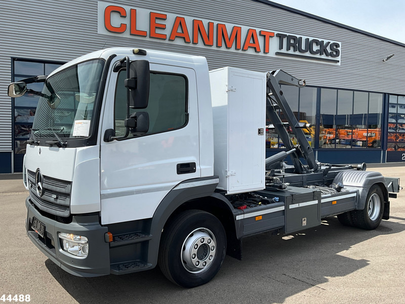 Mercedes-Benz Atego 1218 Euro 6 Manual 7 Ton haakarmsysteem - Мултилифт с кука камион: снимка 1 Mercedes-Benz Atego 1218 Euro 6 Manual 7 Ton haakarmsysteem - Мултилифт с кука камион: снимка 1