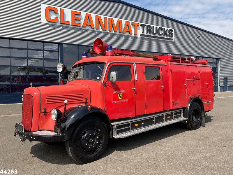 Mercedes-Benz LF 311 Oldtimer Feuerwehrfahrzeug Just 35.940 km! - Пожарна кола: снимка 1 Mercedes-Benz LF 311 Oldtimer Feuerwehrfahrzeug Just 35.940 km! - Пожарна кола: снимка 1