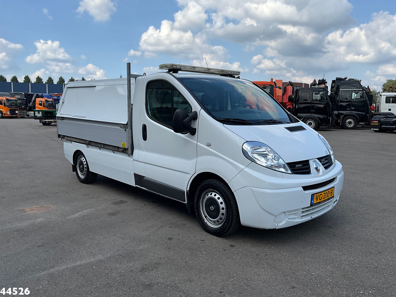 Renault Trafic 2.0 dCi Veeg-vuil kipper - Боклукчийска кола: снимка 5 Renault Trafic 2.0 dCi Veeg-vuil kipper - Боклукчийска кола: снимка 5