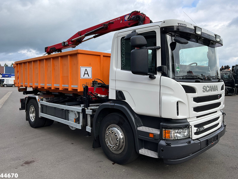 Scania P 320 HMF 12 Tonmeter Z-kraan + Kipper 11m³ - Самосвал камион, Камион с кран: снимка 4 Scania P 320 HMF 12 Tonmeter Z-kraan + Kipper 11m³ - Самосвал камион, Камион с кран: снимка 4