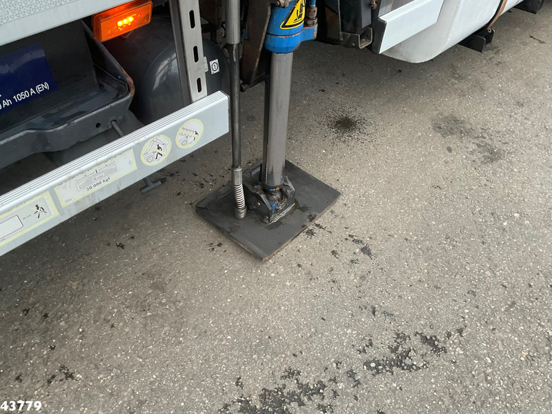 Scania P 360 8x2 Hiab 21 Tonmeter laadkraan - Мултилифт с кука камион, Камион с кран: снимка 3 Scania P 360 8x2 Hiab 21 Tonmeter laadkraan - Мултилифт с кука камион, Камион с кран: снимка 3