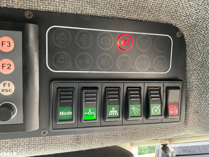 Мотометачна машина Schmidt Cleango 500 Compact Euro 6 with 3-rd brush: снимка 11 Мотометачна машина Schmidt Cleango 500 Compact Euro 6 with 3-rd brush: снимка 11