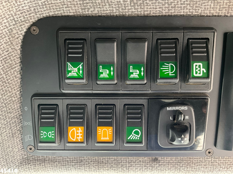 Мотометачна машина Schmidt Cleango 500 Compact Euro 6 with 3-rd brush: снимка 12 Мотометачна машина Schmidt Cleango 500 Compact Euro 6 with 3-rd brush: снимка 12