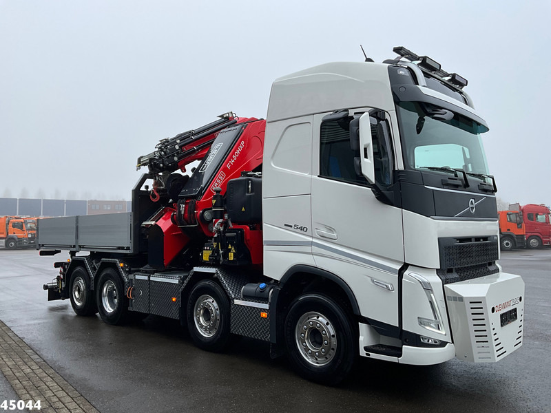 Volvo FH 540 8x2 Fassi 145 Tonmeter laadkraan + Fly-JIb Just 7.187 Km! Demo voertuig! - Влекач: снимка 4 Volvo FH 540 8x2 Fassi 145 Tonmeter laadkraan + Fly-JIb Just 7.187 Km! Demo voertuig! - Влекач: снимка 4