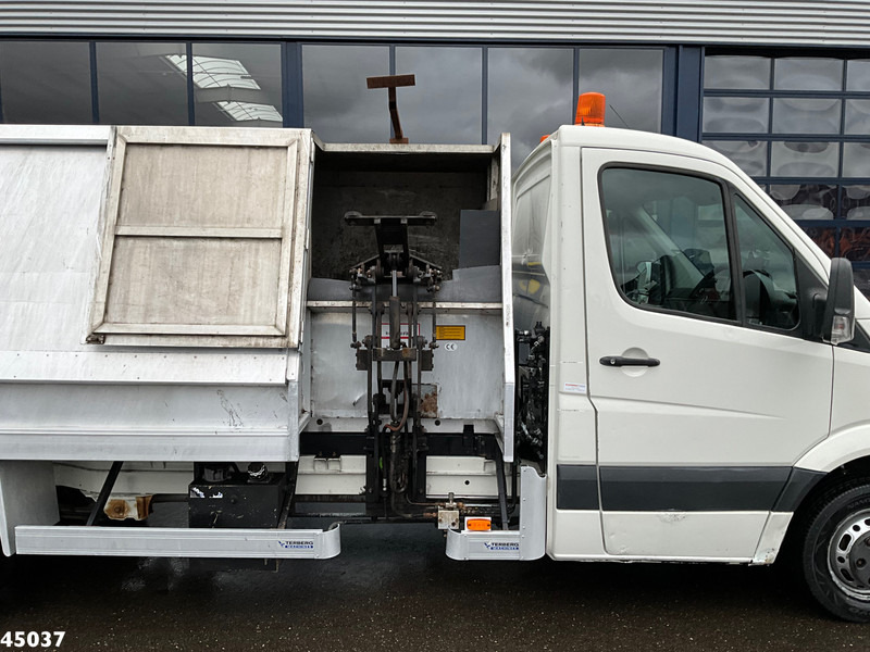 Volkswagen Crafter 2.5 TDI Terberg zijlader Just 115.247 Km! - Боклукчийска кола: снимка 5 Volkswagen Crafter 2.5 TDI Terberg zijlader Just 115.247 Km! - Боклукчийска кола: снимка 5