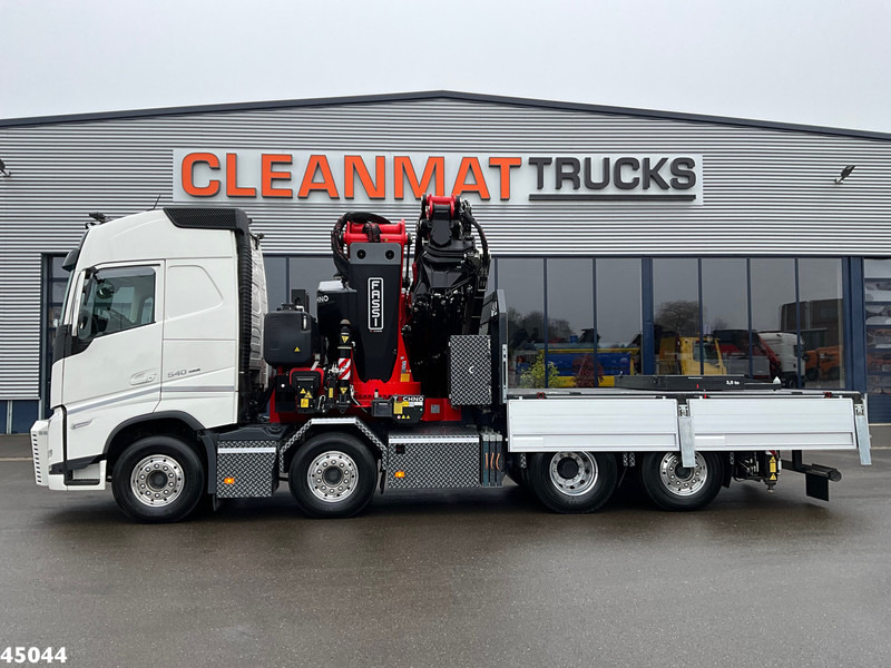 Volvo FH 540 8x2 Fassi 145 Tonmeter laadkraan + Fly-JIb Just 7.187 Km! Demo voertuig! - Камион с кран: снимка 4 Volvo FH 540 8x2 Fassi 145 Tonmeter laadkraan + Fly-JIb Just 7.187 Km! Demo voertuig! - Камион с кран: снимка 4
