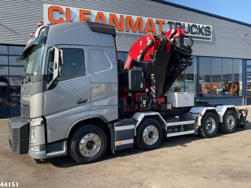 Volvo FH 540 Fassi 165 Tonmeter laadkraan + Fly-Jib Just 104.869 km! - Камион с кран: снимка 3 Volvo FH 540 Fassi 165 Tonmeter laadkraan + Fly-Jib Just 104.869 km! - Камион с кран: снимка 3
