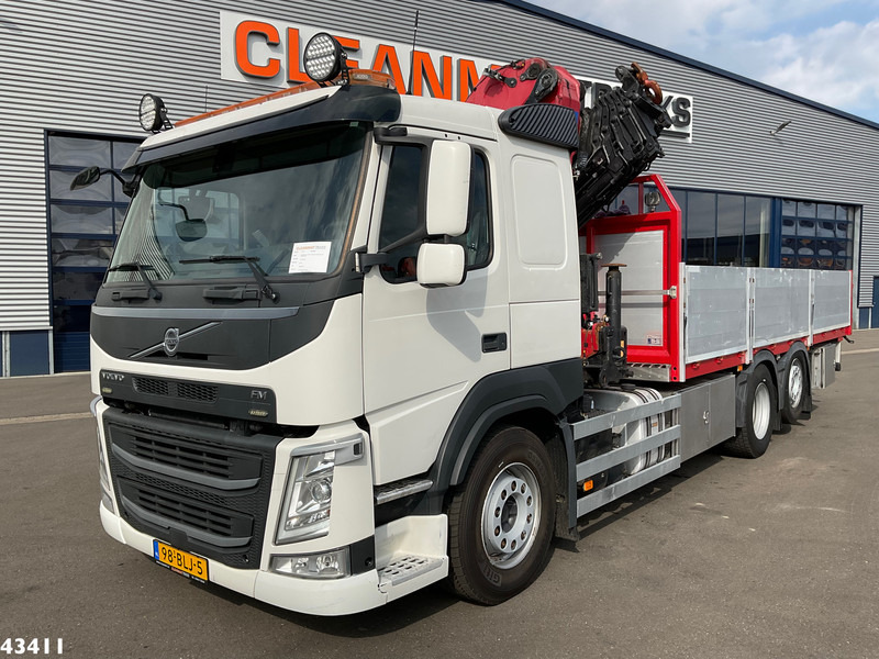 Volvo FM 500 Euro 6 HMF 32 Tonmeter laadkraan Just 166.643 km! - Камион с кран: снимка 2 Volvo FM 500 Euro 6 HMF 32 Tonmeter laadkraan Just 166.643 km! - Камион с кран: снимка 2