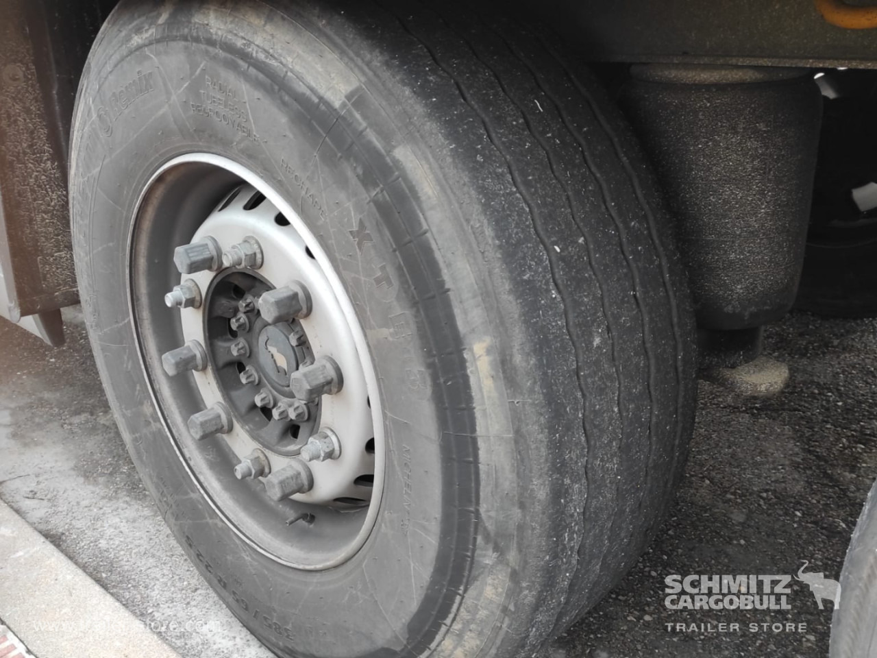 SCHMITZ Semiremolque Frigo Standard - Изотермичен полуремарке: снимка 2 SCHMITZ Semiremolque Frigo Standard - Изотермичен полуремарке: снимка 2