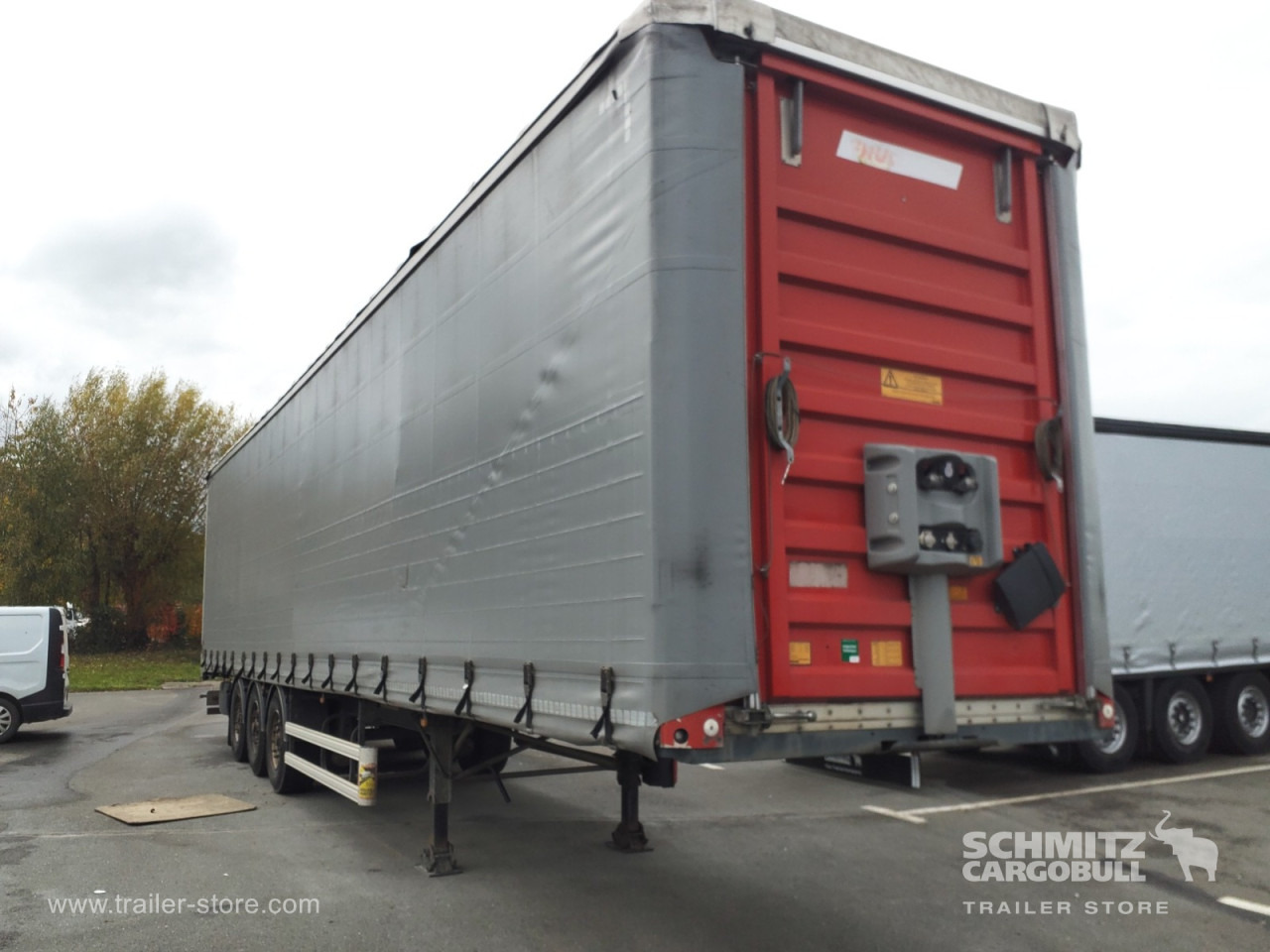 FRUEHAUF Curtainsider Standard - Брезентово полуремарке: снимка 1 FRUEHAUF Curtainsider Standard - Брезентово полуремарке: снимка 1
