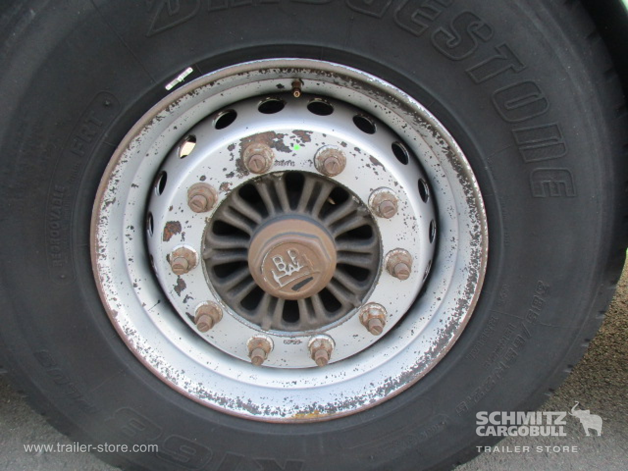 Брезентово полуремарке FRUEHAUF Curtainsider Standard: снимка 9 Брезентово полуремарке FRUEHAUF Curtainsider Standard: снимка 9