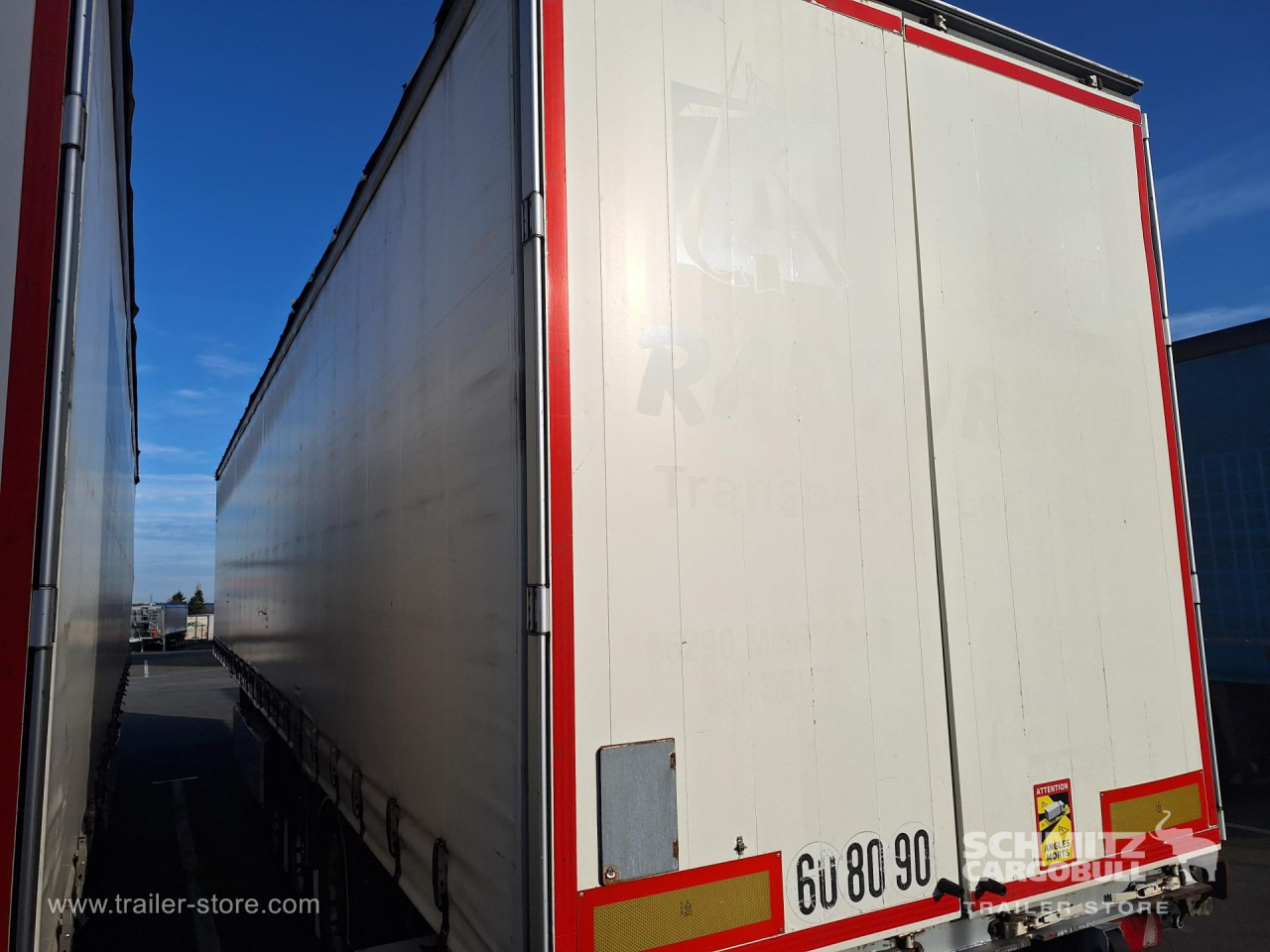 FRUEHAUF Curtainsider Standard Taillift - Брезентово полуремарке: снимка 5 FRUEHAUF Curtainsider Standard Taillift - Брезентово полуремарке: снимка 5