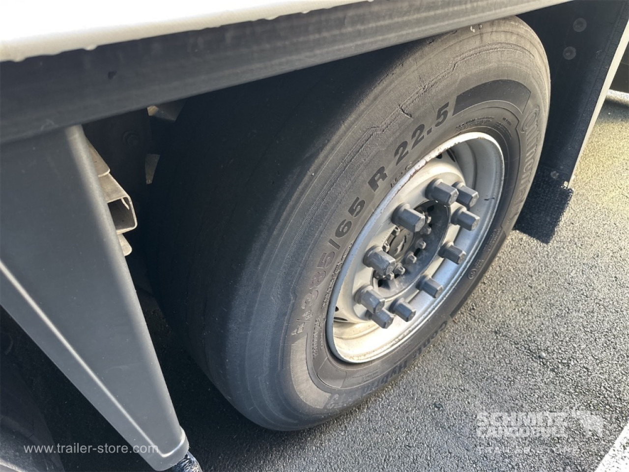SCHMITZ Curtainsider Standard - Брезентово полуремарке: снимка 4 SCHMITZ Curtainsider Standard - Брезентово полуремарке: снимка 4
