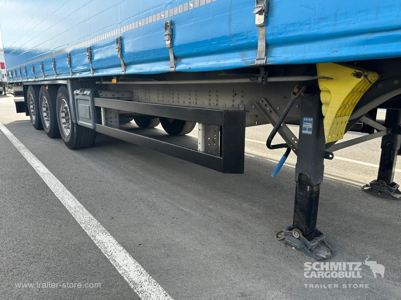 SCHMITZ Curtainsider Standard - Брезентово полуремарке: снимка 2 SCHMITZ Curtainsider Standard - Брезентово полуремарке: снимка 2