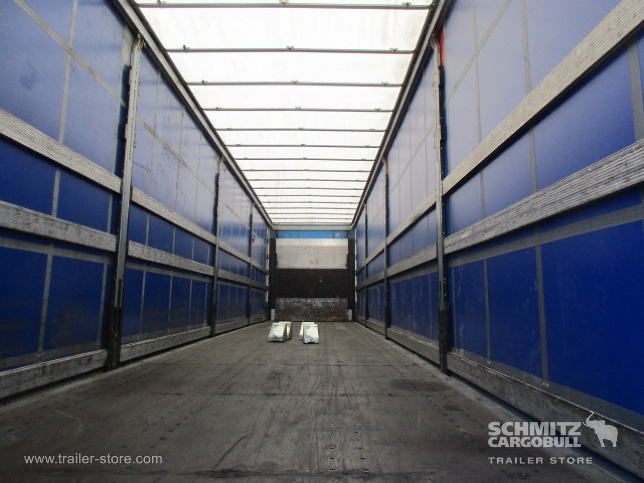 SCHMITZ Curtainsider Standard - Брезентово полуремарке: снимка 4 SCHMITZ Curtainsider Standard - Брезентово полуремарке: снимка 4