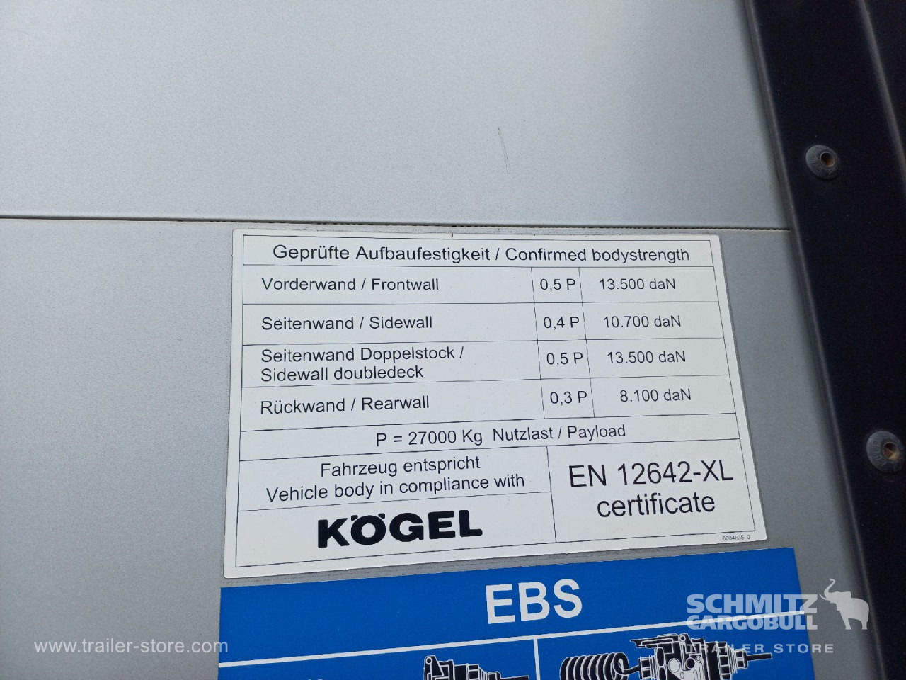 KOEGEL Auflieger Curtainsider Standard - Брезентово полуремарке: снимка 4 KOEGEL Auflieger Curtainsider Standard - Брезентово полуремарке: снимка 4