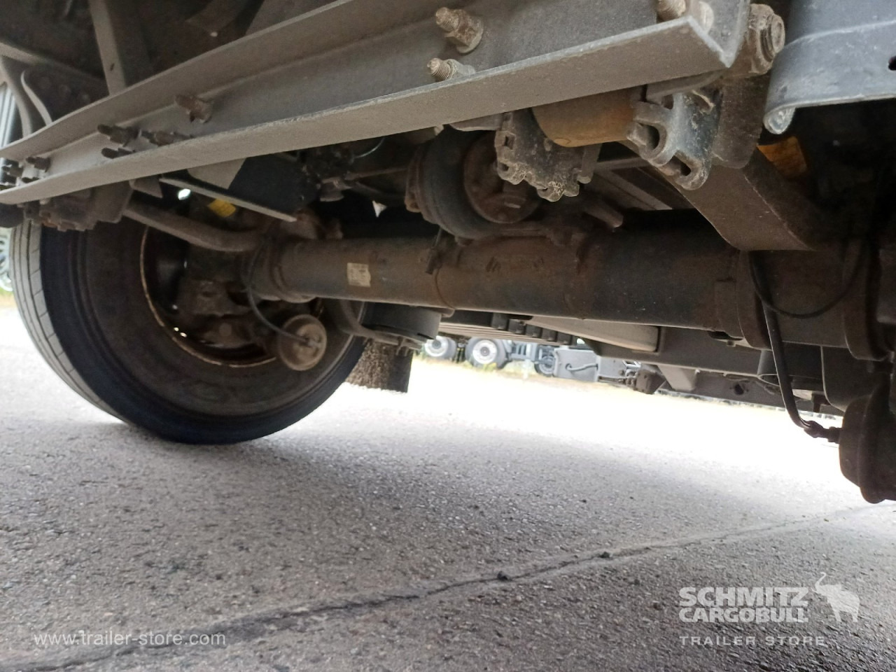 SCHMITZ Auflieger Curtainsider Standard Forklift holder - Брезентово полуремарке: снимка 5 SCHMITZ Auflieger Curtainsider Standard Forklift holder - Брезентово полуремарке: снимка 5