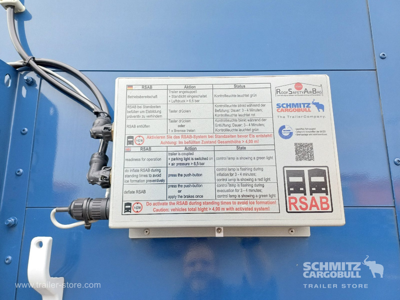 SCHMITZ Auflieger Curtainsider Standard - Брезентово полуремарке: снимка 3 SCHMITZ Auflieger Curtainsider Standard - Брезентово полуремарке: снимка 3