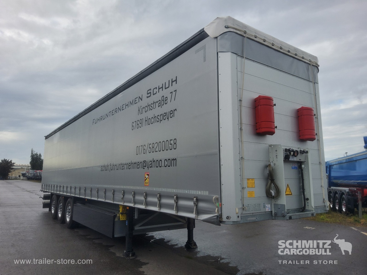 SCHMITZ Auflieger Curtainsider Standard - Брезентово полуремарке: снимка 1 SCHMITZ Auflieger Curtainsider Standard - Брезентово полуремарке: снимка 1