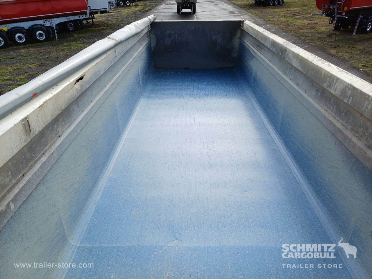 SCHMITZ Auflieger Kipper Alukastenmulde 24m³ - Самосвал полуремарке: снимка 5 SCHMITZ Auflieger Kipper Alukastenmulde 24m³ - Самосвал полуремарке: снимка 5