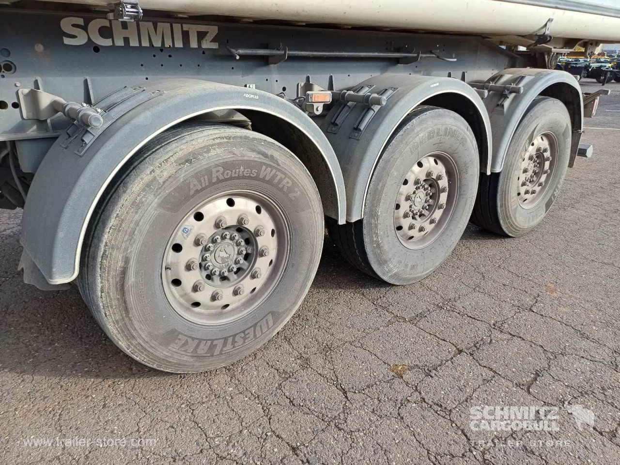 SCHMITZ Auflieger Kipper Alukastenmulde 24m³ - Самосвал полуремарке: снимка 2 SCHMITZ Auflieger Kipper Alukastenmulde 24m³ - Самосвал полуремарке: снимка 2