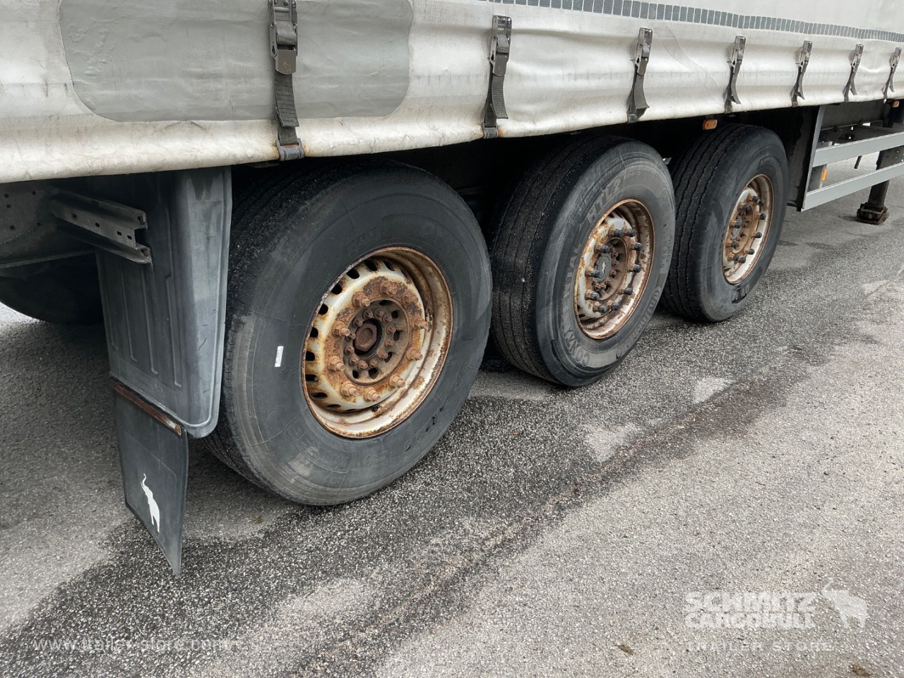SCHMITZ Curtainsider Standard - Брезентово полуремарке: снимка 2 SCHMITZ Curtainsider Standard - Брезентово полуремарке: снимка 2