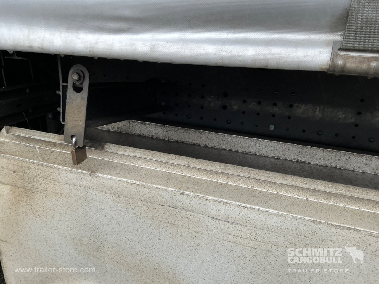 Брезентово полуремарке SCHMITZ Curtainsider Standard , Folding wall right: снимка 6