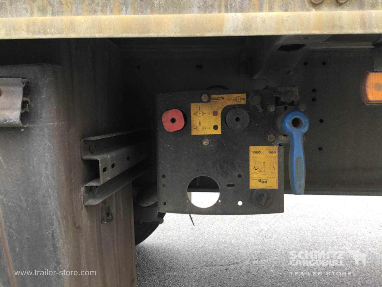 SCHMITZ Dryfreight Standard - Затворена каросерия полуремарке: снимка 5 SCHMITZ Dryfreight Standard - Затворена каросерия полуремарке: снимка 5