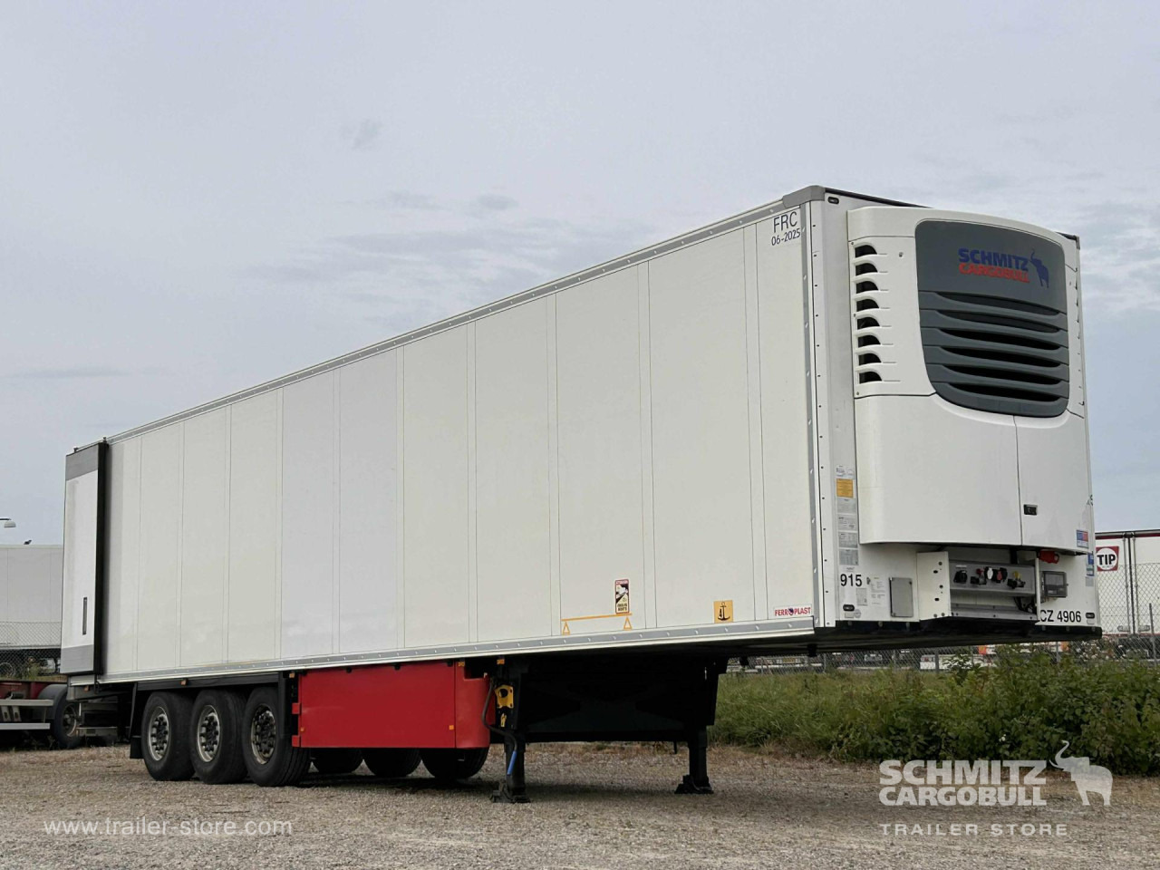 SCHMITZ Reefer Multitemp Double deck - Изотермичен полуремарке: снимка 1 SCHMITZ Reefer Multitemp Double deck - Изотермичен полуремарке: снимка 1