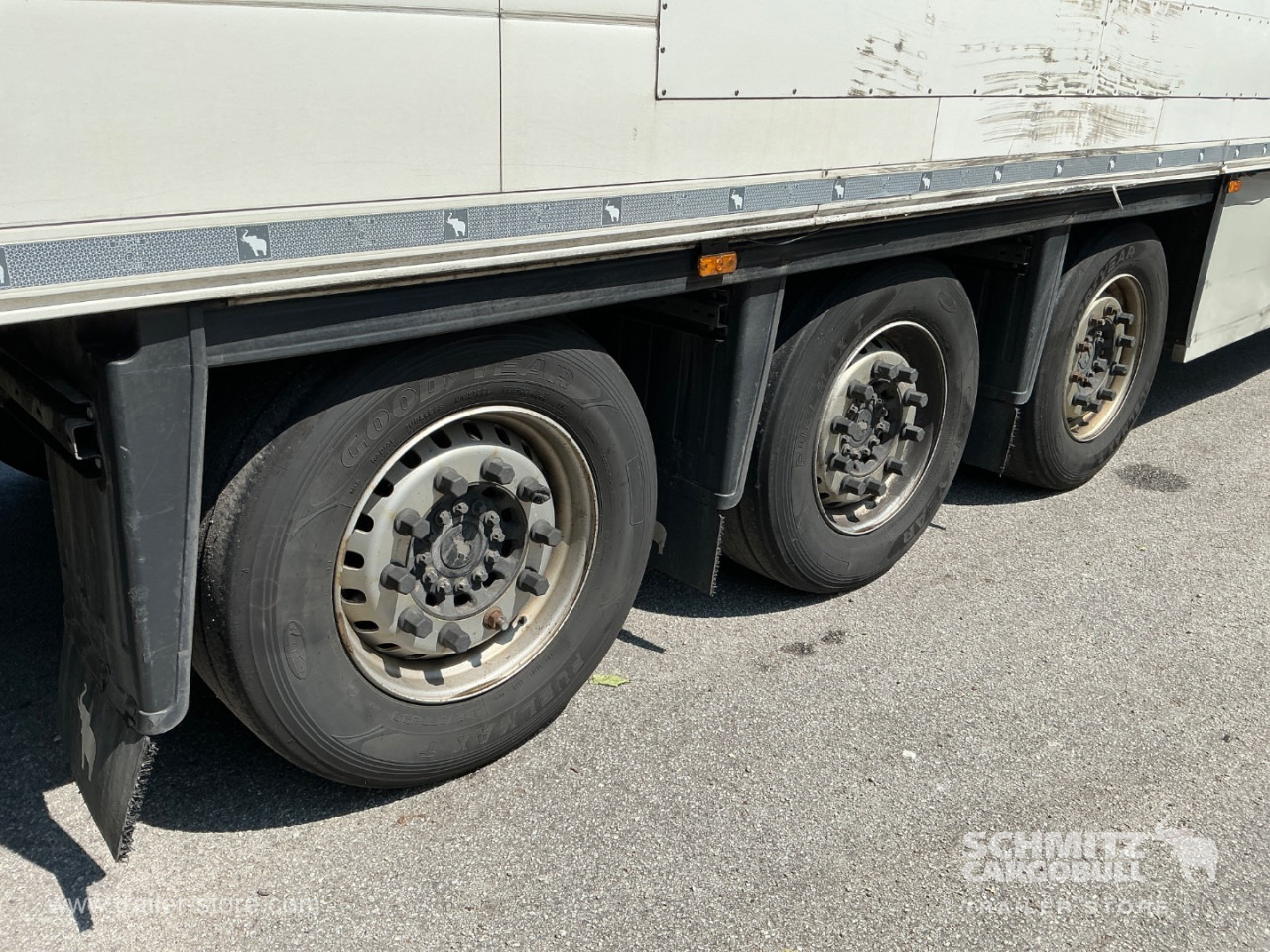 SCHMITZ Reefer Multitemp Double deck - Изотермичен полуремарке: снимка 3 SCHMITZ Reefer Multitemp Double deck - Изотермичен полуремарке: снимка 3