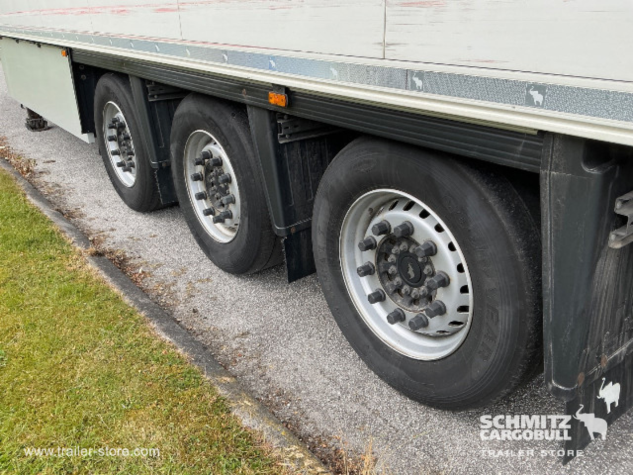 SCHMITZ Semiremolque Frigo Sistema carne colgada - Изотермичен полуремарке: снимка 5 SCHMITZ Semiremolque Frigo Sistema carne colgada - Изотермичен полуремарке: снимка 5