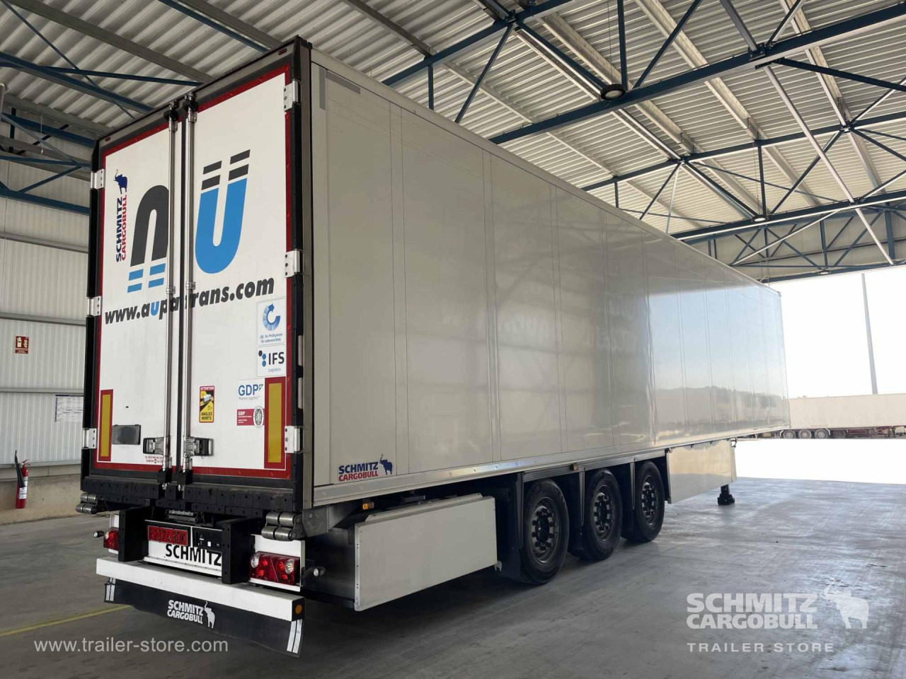 SCHMITZ Semiremolque Frigo Standard - Изотермичен полуремарке: снимка 5 SCHMITZ Semiremolque Frigo Standard - Изотермичен полуремарке: снимка 5