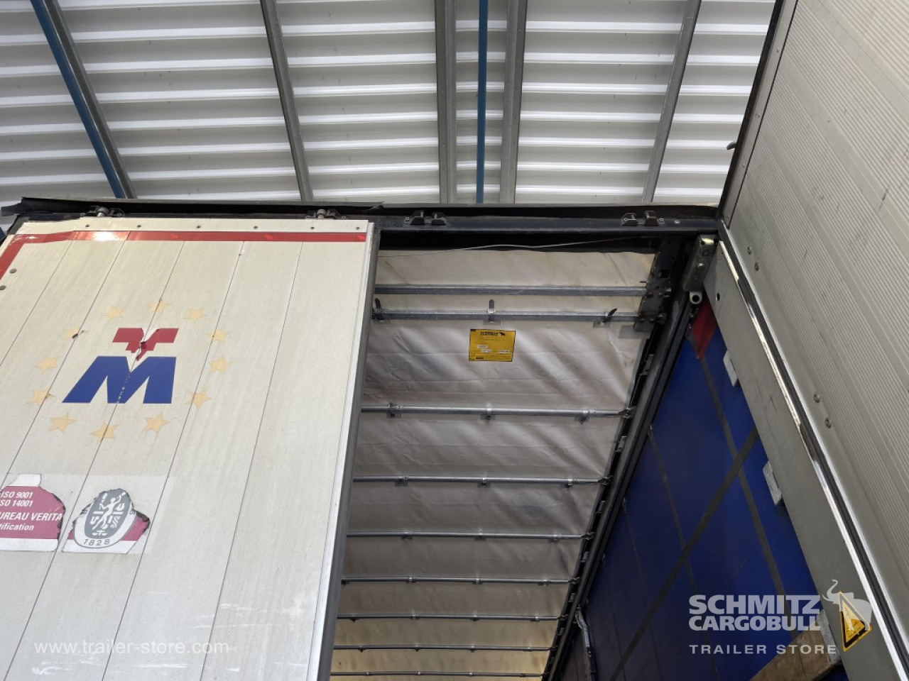 SCHMITZ Semiremolque Lona Standard - Брезентово полуремарке: снимка 2 SCHMITZ Semiremolque Lona Standard - Брезентово полуремарке: снимка 2