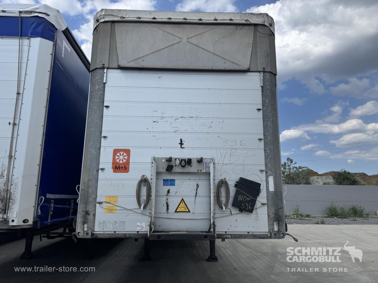 SCHMITZ Curtainsider Mega - Брезентово полуремарке: снимка 5 SCHMITZ Curtainsider Mega - Брезентово полуремарке: снимка 5